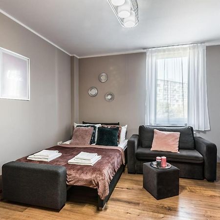 Rent Like Home - Gwiazdzista 10 Βρότσλαβ Εξωτερικό φωτογραφία
