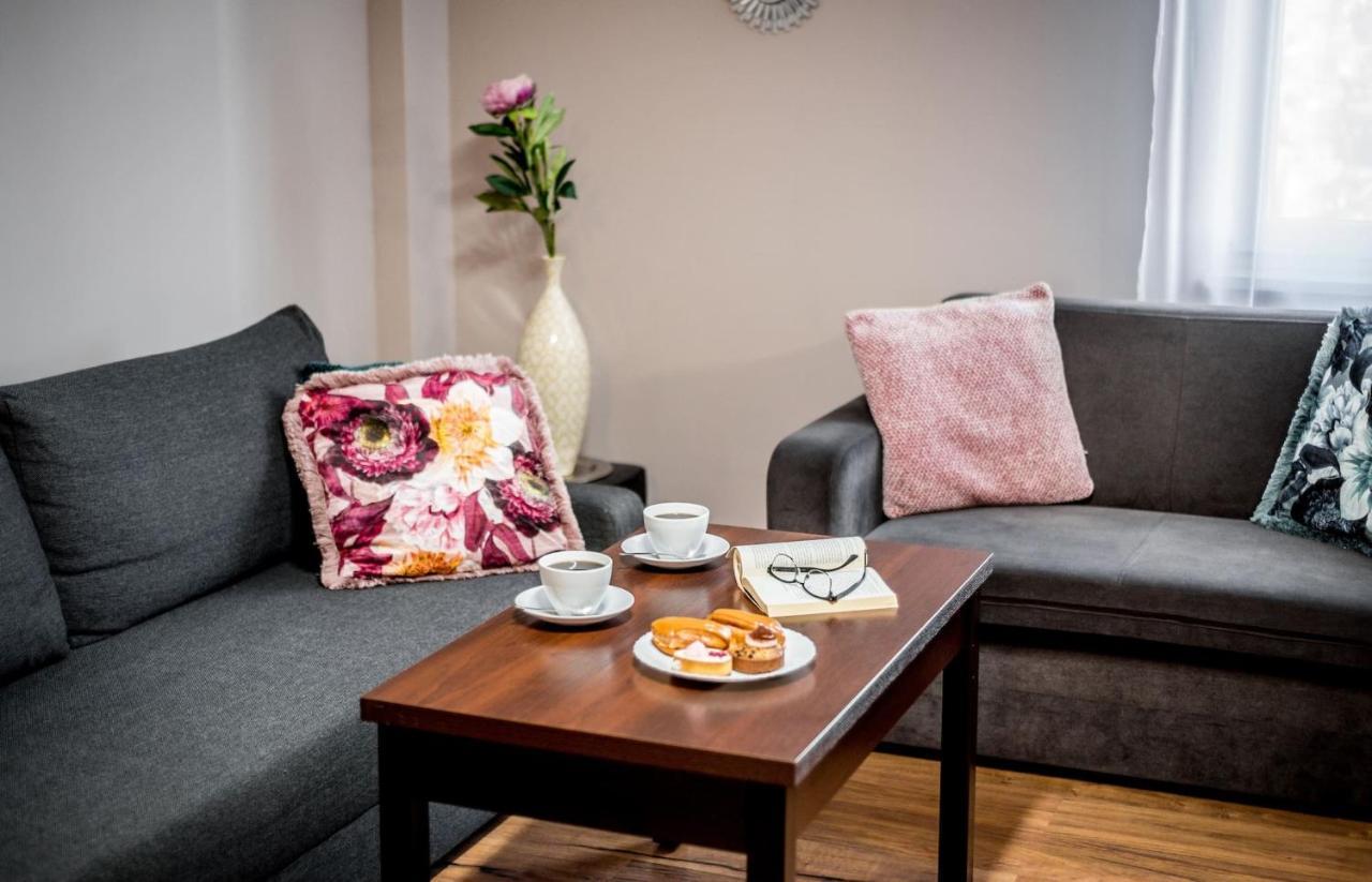 Rent Like Home - Gwiazdzista 10 Βρότσλαβ Εξωτερικό φωτογραφία